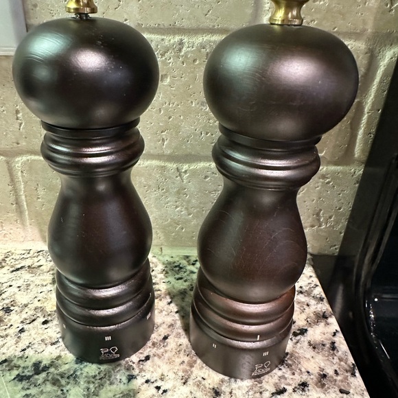 Peugeot | Paris Duo u'Select Pepper and Salt Mill, Chocolate, 18 cm - 7 in - Picture 9 of 10